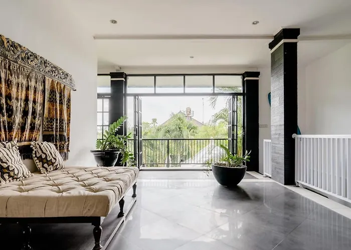3 Bedroom Lingkar 89a Villa *